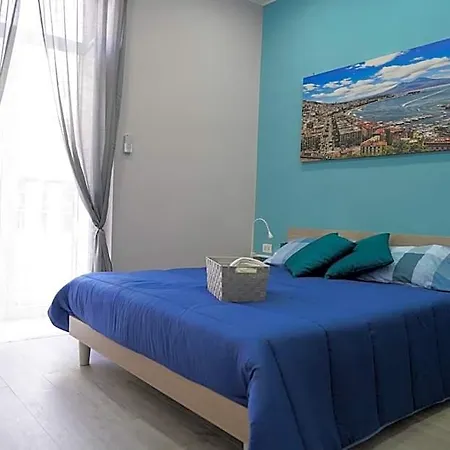 Cristal 4* Neapel