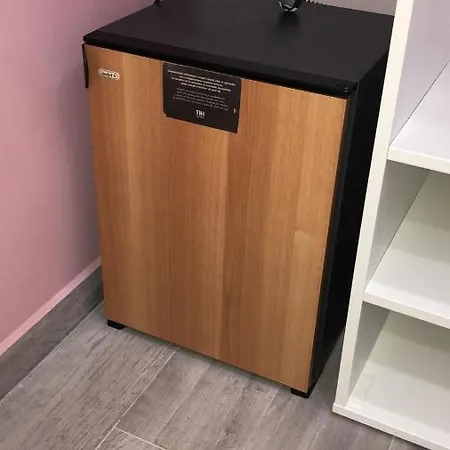 Cristal Bed and Breakfast Νάπολη